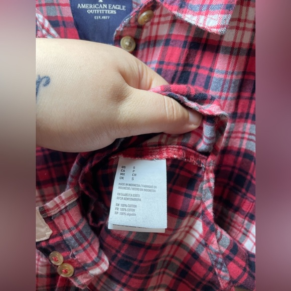 ✨2 For $6 American Eagle Women’s Flannel Size Small #A1 - Picture 4 of 5